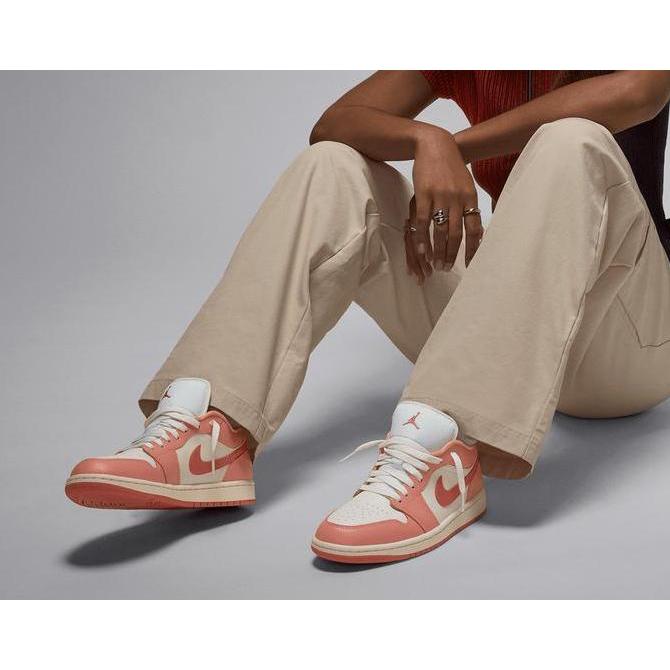 Sepatu Basket Wanita Nike  Air Jordan 1 Low Madder Root Dc0774-180