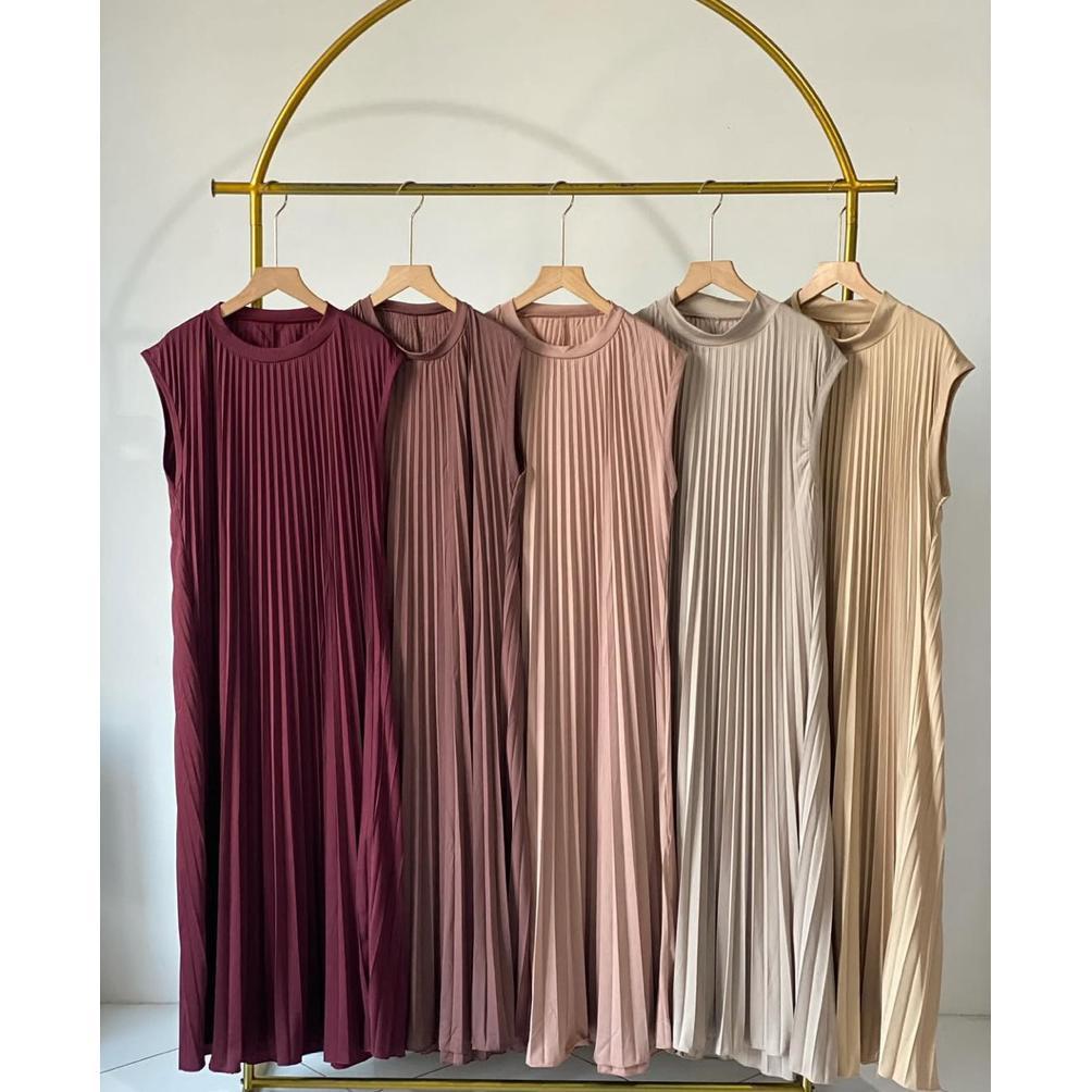 Gamis Plisket Panjang ( 138cm ) / Pleats Dress Payung / Inner Dress Plisket Maxy Clasik  / Inner Tan