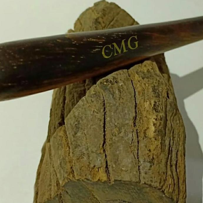 Batangan Kayu Gaharu Asli Kalimantan, Ukuran Panjang 12Cm Terlaris