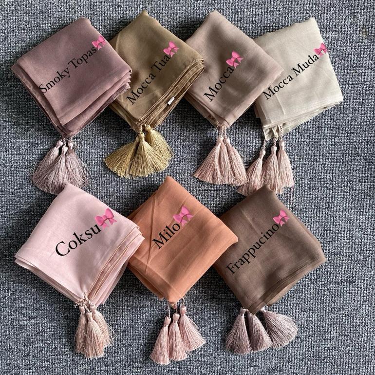 Hijab segi empat paris tassel | Hijab Tassel | Hijab Segi Empat Tessel - Amascarf Buruan