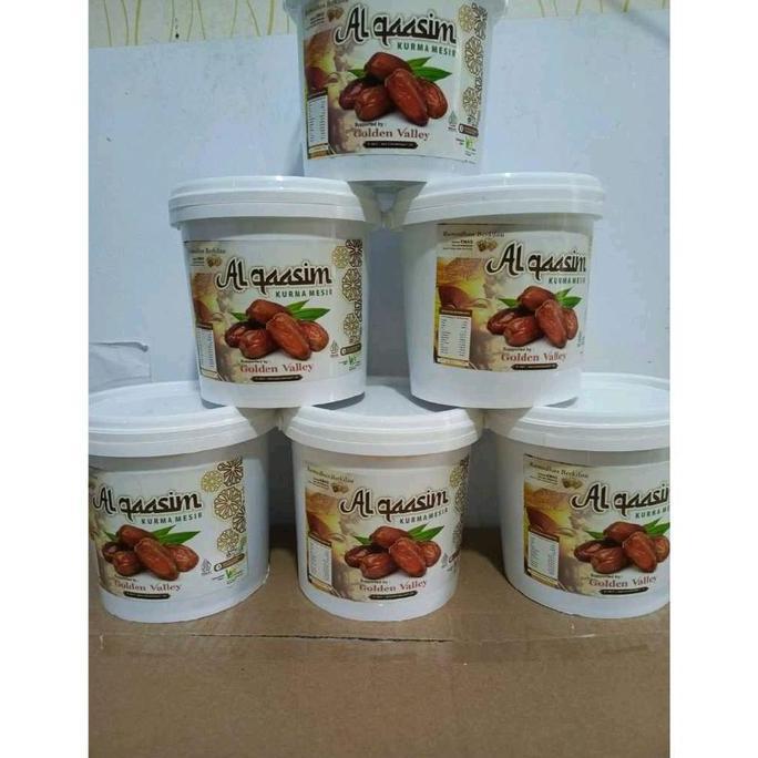 Al Qasim Kurma Al Qasim Kemasan Ember 450 Gram Golden Valley Terbaik untuk Kesehatan
