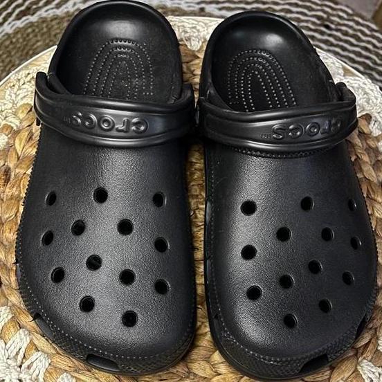 sendal crocs pria original
