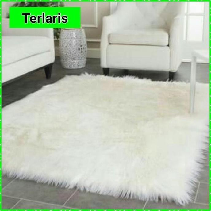 Karpet bulu putih lembut / foto bulu dekorasi ruangan Kamar Tidur