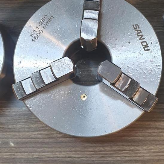 QANTASH CHUCK BUBUT 10INCHI 3JAW CLOW BUBUT 10IN CATOK KEPALA BUBUT 10INCHI