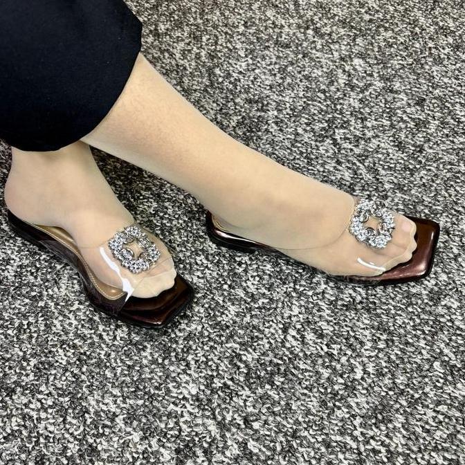 DI9 - - Sandal Wanita Flat Teplek Mika Transparan | Sendal Flat Wanita Slip On Casual Empuk Hak 2 Cm