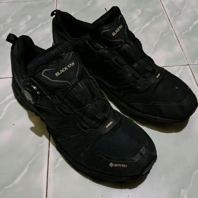 Termurah / Hot Sale Black Yak Sepatu Outdoor Black Yak Goretex Boa System Size 44.5 Insole 29 Cm/290