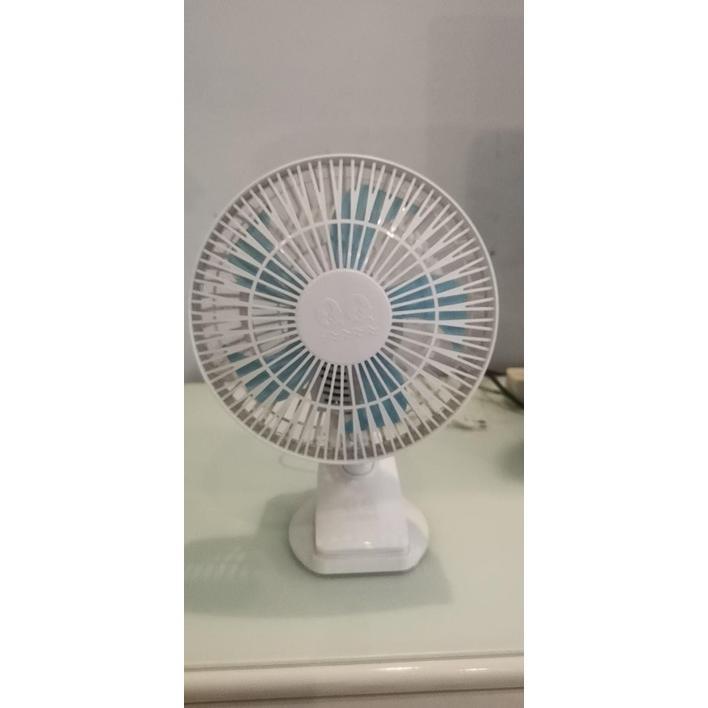 HOT PRODUCT KIPAS ANGIN JEPIT 8 inch QQ 1788 KIPAS ANGIN MEJA, DUDUK / KIPAS ANGIN KECIL / KIPAS ANG