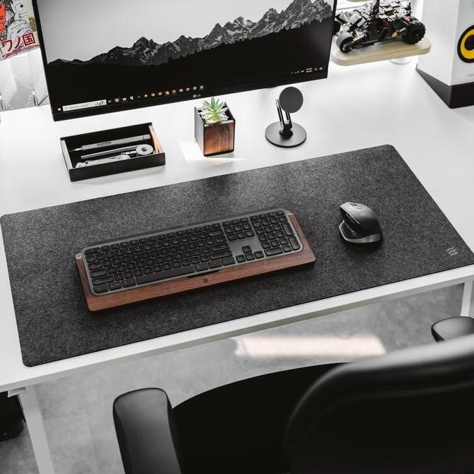 Funfake- Easee Premium Wool Felt Deskmat / Large Deskpad / Mousepad Felt