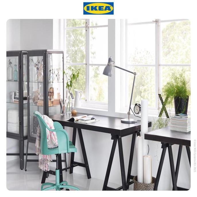 IKEA FABRIKOR Kabinet Pajangan Dengan Pintu Kaca Abu-abu Tua 57x150 cm Furniture Lemari (TERBAIK) (T