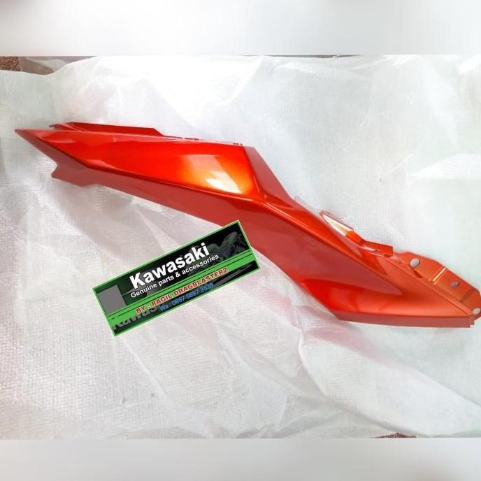 DF312 - Cover body belakang ninja 250 fi 250fi orange kanan original kawasaki