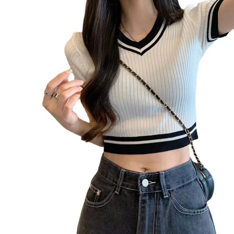 NEW DALLAS CROP TOP V NECK RIBLE / Atasan Wanita Trendy / Baju Crop V Neck Terbaru