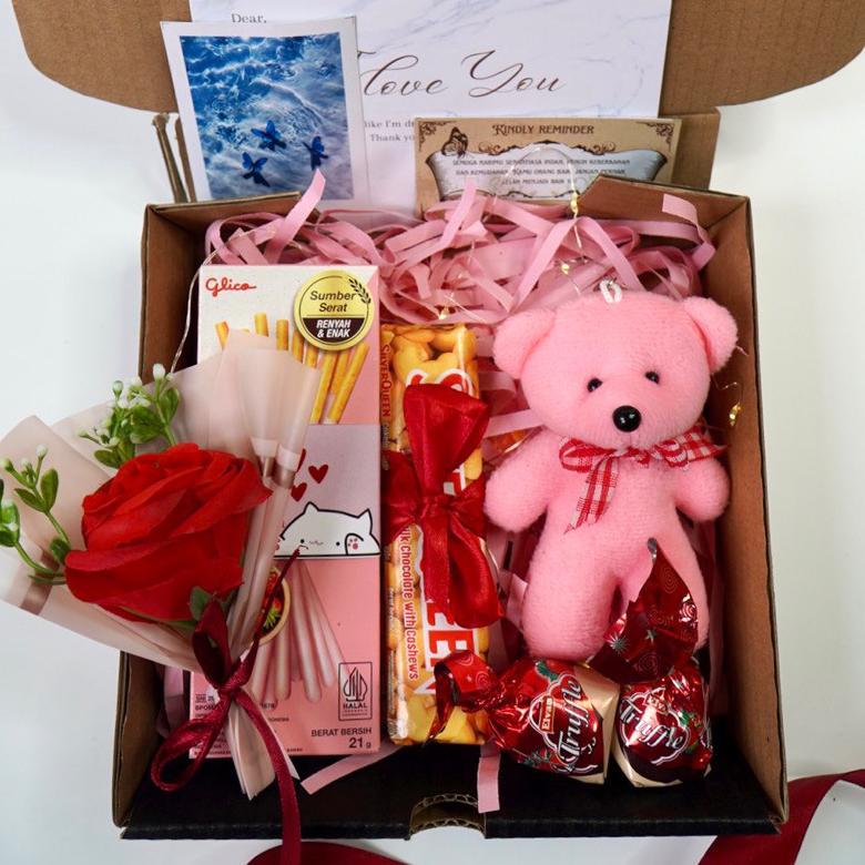 er-79 Premium Valentine Hampers Snack Box Giftbox Kado Pink Series Kado Valentine Kado Ulang Tahun W