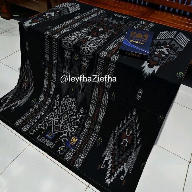 NIKMATI PRODUK INI Sarung Lamiri original TKB brilliant terbaru SGE 03 NIKMATI PRODUK INI