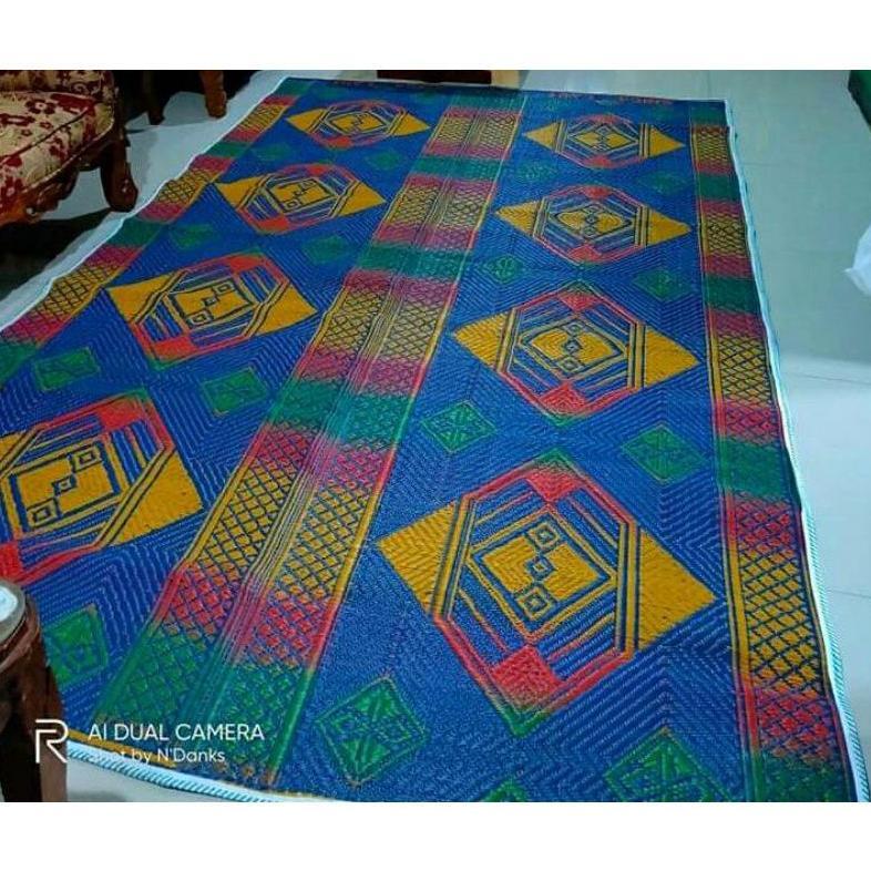 Tikar Lipat Tenun Plastik / Amparan / Samak Plastik Anti Air MOTIF RANDOM