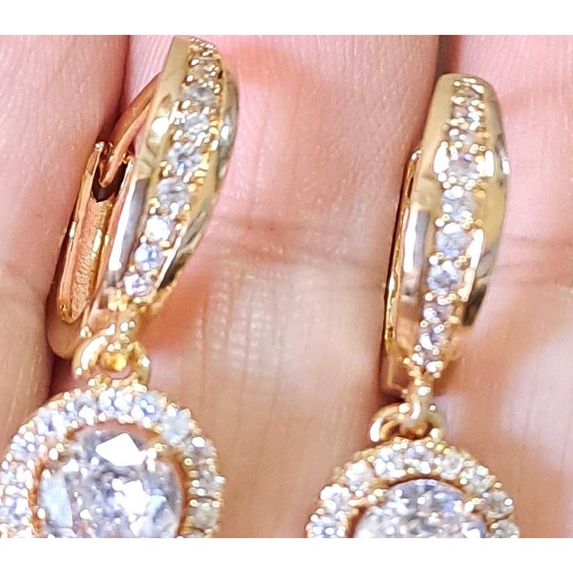 Anting Berlian Medan Bundar Clip Kristal Mewah Titanium Emas 22K