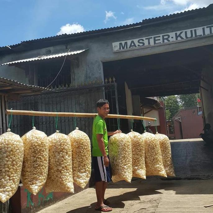 kerupuk kulit 2.5 kg rasa original asin gurih hanya memakai gojek instant saja. CS