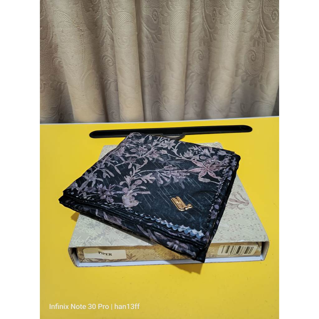 HEYLOCAL ORI 100% Lathika Scarf Piper Standard (Hijab)