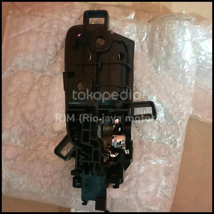 TERLARIS HANDLE PINTU DALAM KIRI DEPAN ORIGINAL CRV GEN-4 