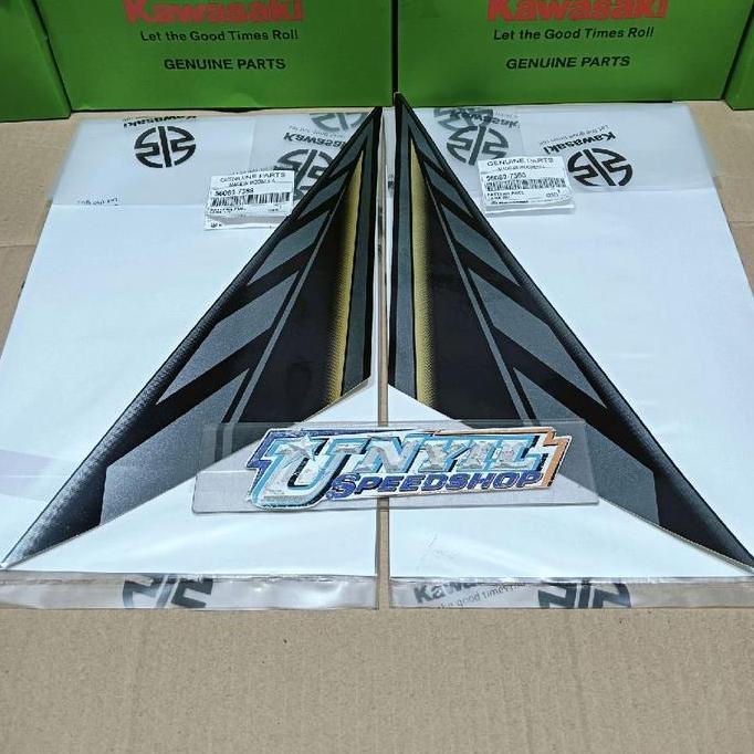 STIKER SETIKER STRIPING SETERING LOGO EMBLEM TANGKI COVER AKI NINJA R HITAM 2014 2015 ORIGINAL KAWAS