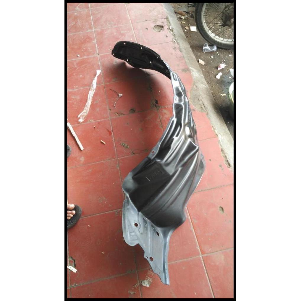 TERLARIS LINER FENDER INNOVA 2005-2007 1BUAH 