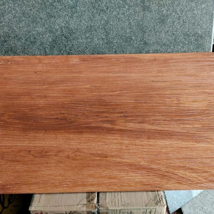 KERAMIK 30X60 MOTIF KAYU / KERAMIK VINIL KAYU