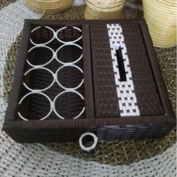 Termurah / Hot Sale Keranjang Aqua Dan Tisu Rotan Sintetis - Tempat Penyimpanan Aqua Gelas Dan Tisu