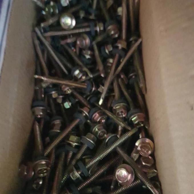 Grosir Baut Roofing 5Cm 1 Dus/ Baut Baja Ringan/ Baut Spandek/ Sekrup Ruping