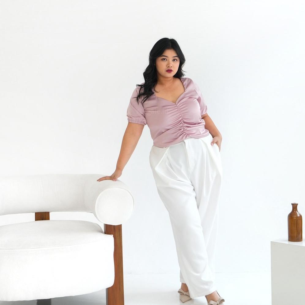 EGALE.ID - Heart Neck Satin Top | Plus Size Jumbo Size Big Size