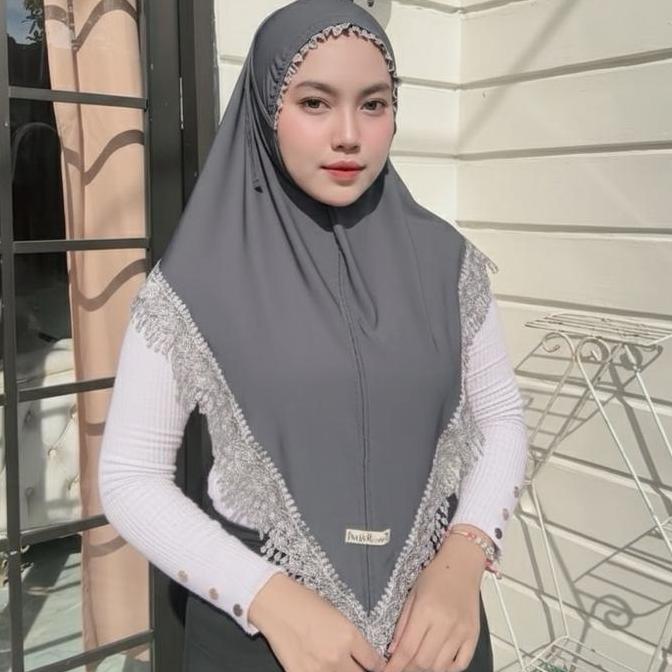 Latet- Bergo Annisa Renda Nada / Hijab Instan Kerut Renda / Hijab Kerut / Hijab Renda / Hijab Kerut 