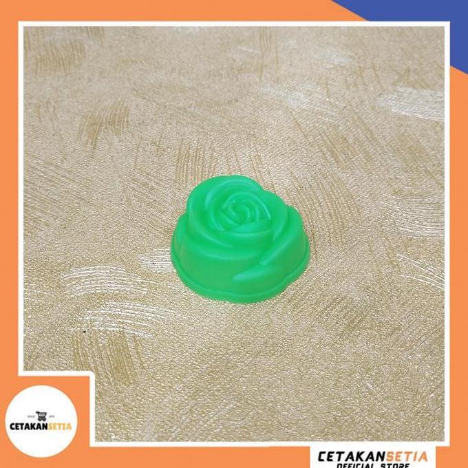 CETAKAN PUDING BOLU BENTUK BUNGA MAWAR KECIL