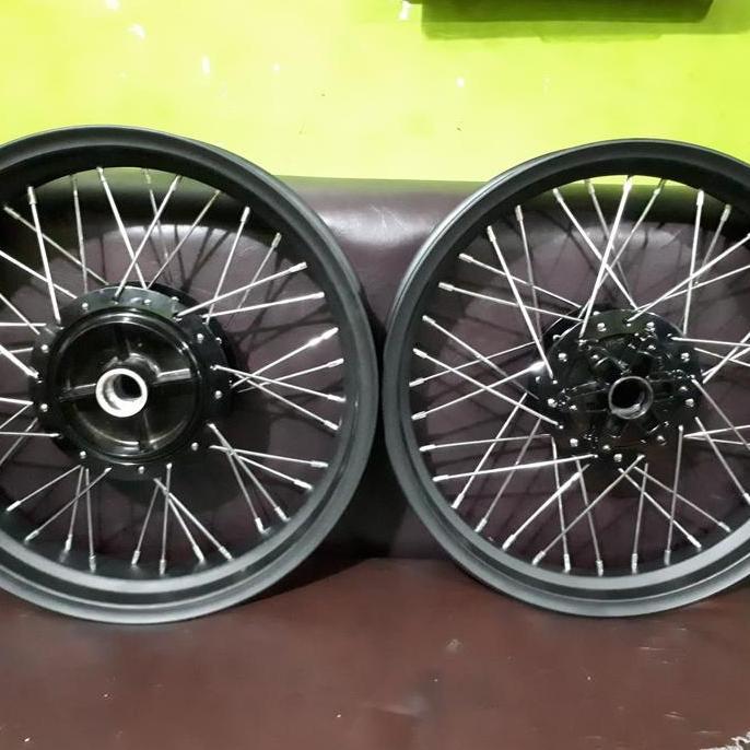 Velg jari2 scorpio tapak lebar 3.0in 3.5in R17