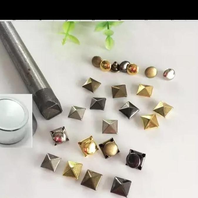 Alat Pukul Pemukul Paku Rivet Centang Piramida Spike
