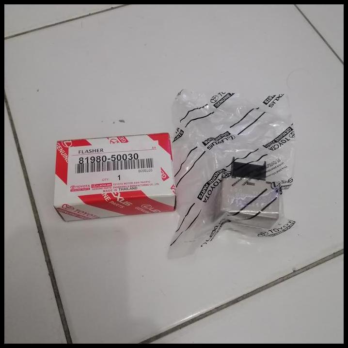 DISKON FLASHER SEIN TOYOTA AVANZA, XENIA, INNOVA 