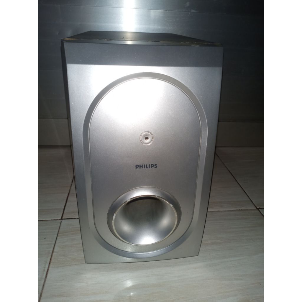 subwoofer ex home theater Philips FWD186