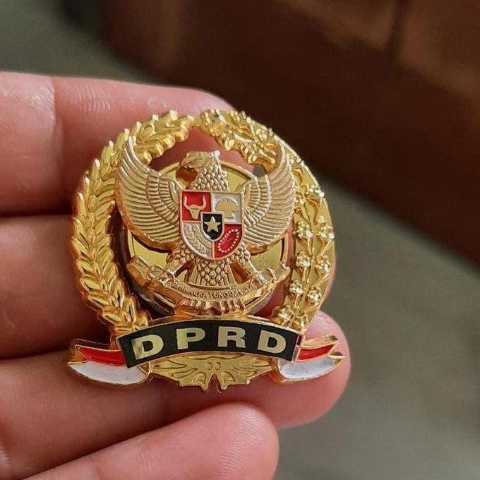 DS303 >> PIN DPRD MAGNET - LENCANA DPRD MAGNET