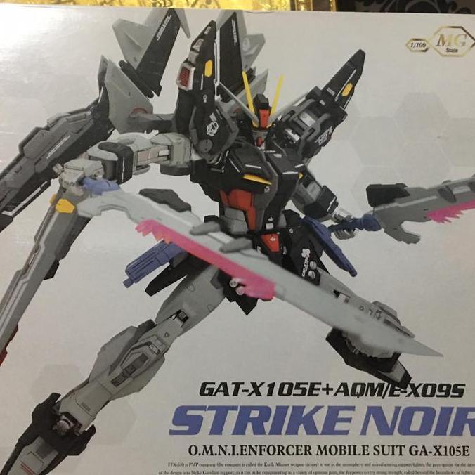 Dragon Momoko 1/100 Strike Noir