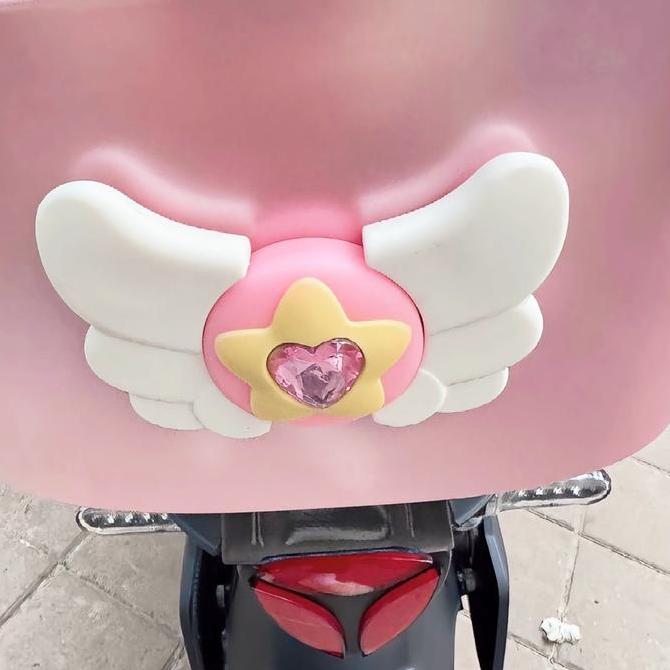 Stiker Dekorasi Mobil Terbaru Gadis Ajaib Merah Muda Kristal 3D dengan Sayap Bintang Bahan Silikon P