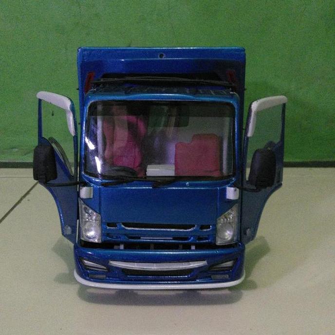 miniatur truck skala 20