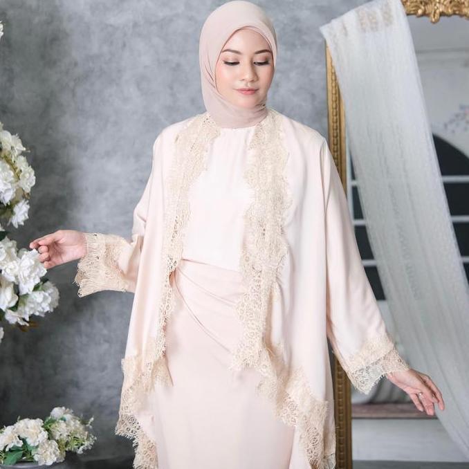 Firda -  One Set Putri 3In1  ( Outer Lilit Free Inner ) Raya Exlusive Collection Bahan Silk