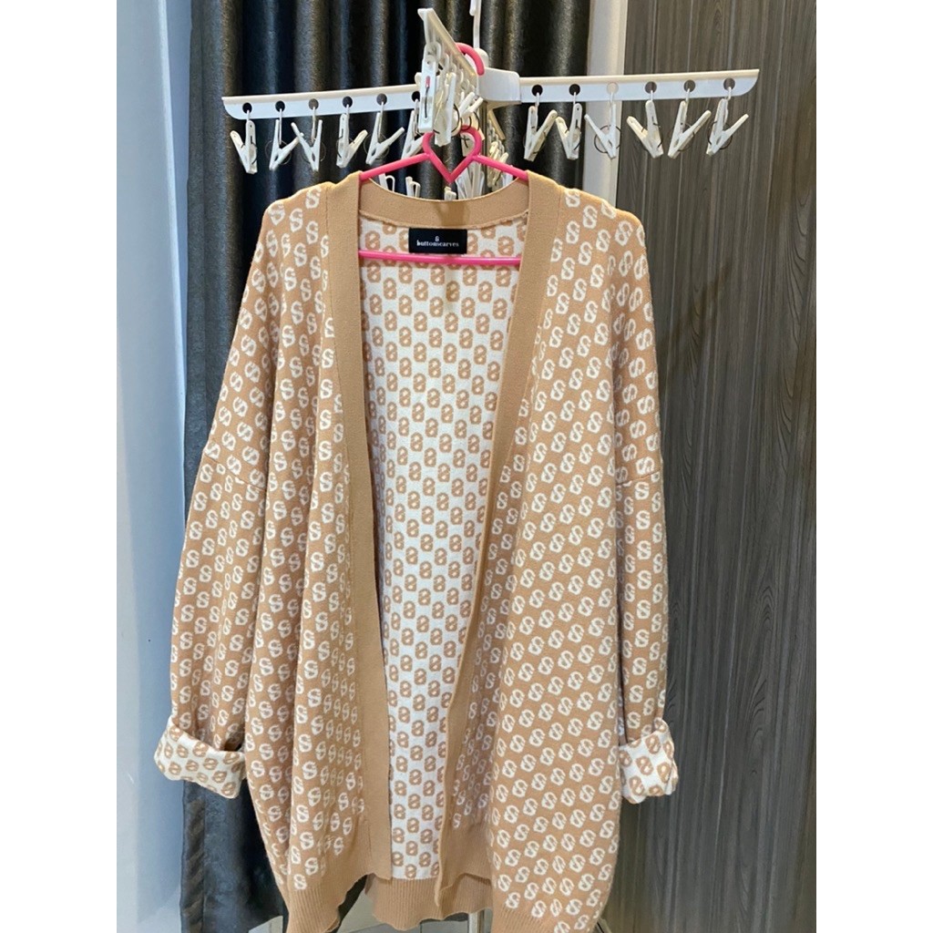 CARDIGAN BUTTONSCARVES XL