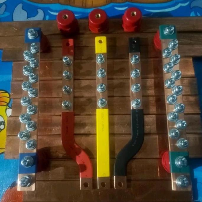 BUSBAR RSTN + GROUND PANJANG 20 CM UNTUK MCCB 30A/100A