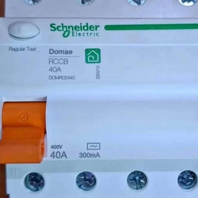 Murah ELCB SCHNEIDER DOMAE 40A 4phase 300ma/30MA 40a 4phase ELCB 4 phase 40A Non COD