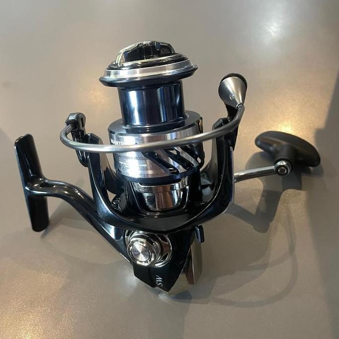 Reel Spinning Elito Mantra SW Kerekan Pancing Salt Water untuk mancing di Laut Power Handle anti kar