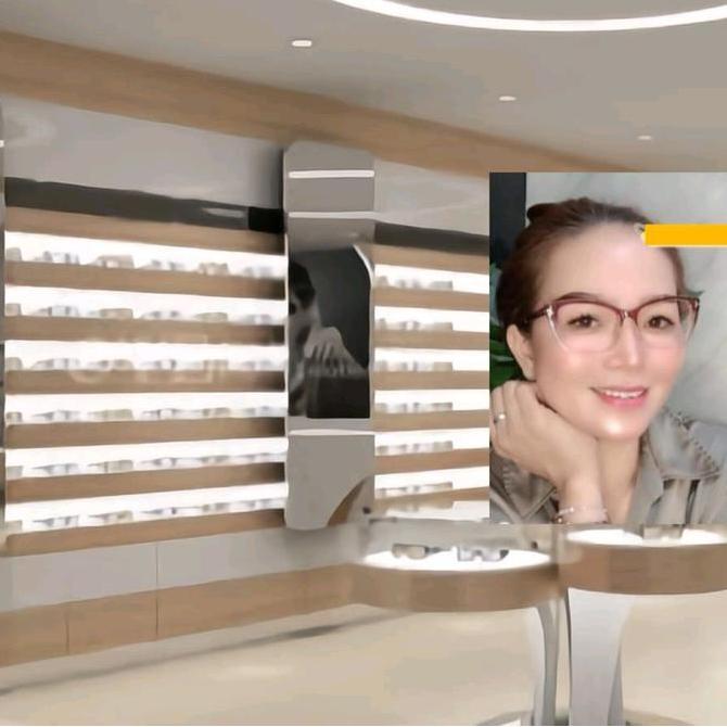 ETALASE "D" : KACAMATA SUPER EKSKLUSIF  BY MAULI