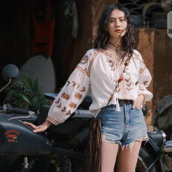 DS28 >> M25D99# Bohemian Tassel Tie Neck Top - Bordir Etnik Full & Lengan Puff