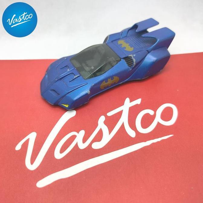 Corgi 1:43 Batman 1990's DC Comics Batmobile BMBV1