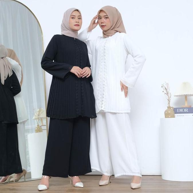 Blus JANNA Plisket Lengan Panjang Blus Chiffon Hitam Putih Premium Blus Muslim Formal Basic Terlaris