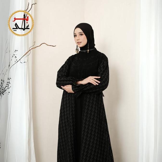 BIIR ALI Collection Abaya Hitam Doff Kombinasi Jetblack dan Bahan Import Khas Saudi Arabia Eksklusif