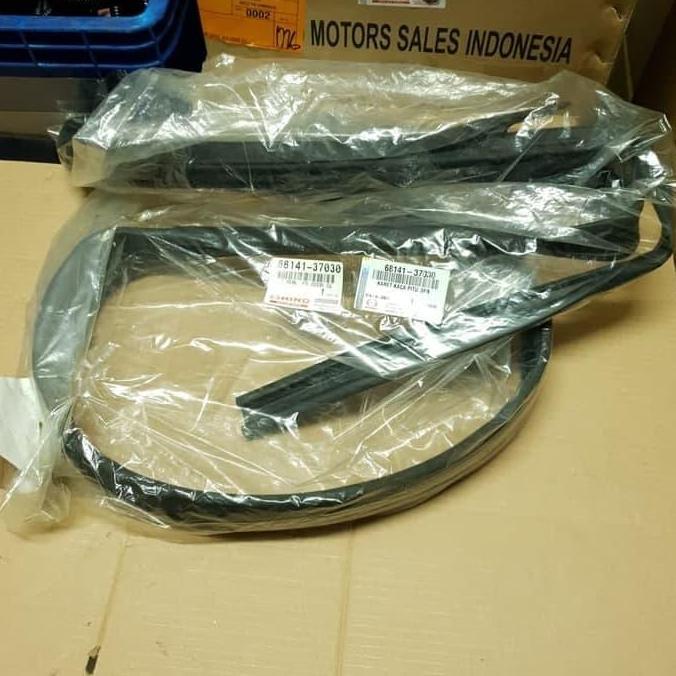 Karet Kaca pintu Hino Dutro Kanan 68141-37030 Terlaris