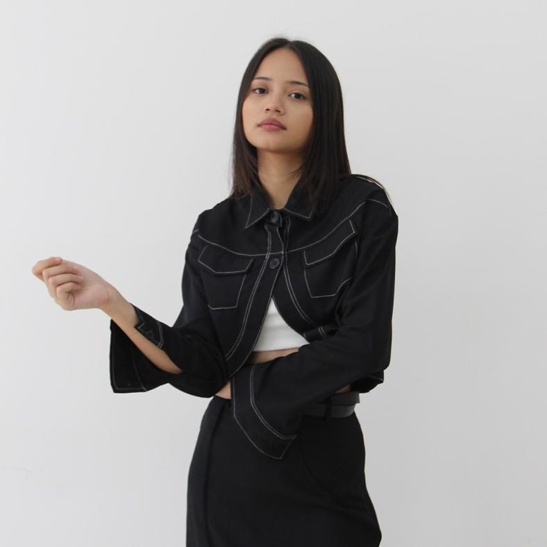 DEMI CROP BLAZER JACKET - Atasan Crop Outer Blazer Jacket Wanita Luaran Top Baju Lengan Tangan Panja